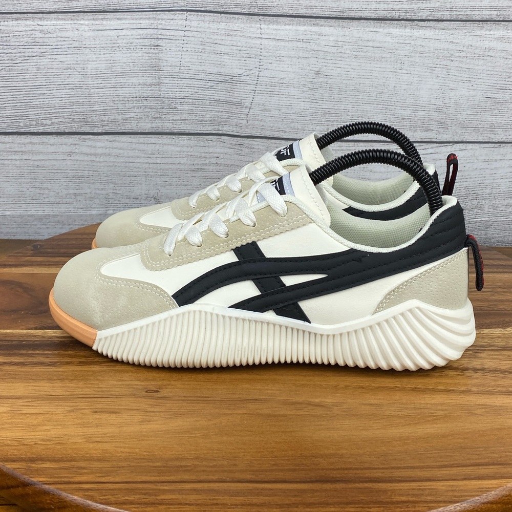 De Florance DF Cloudea Vintage Black Tan White Sneaker Women’s Shoe Size 9 EU 41